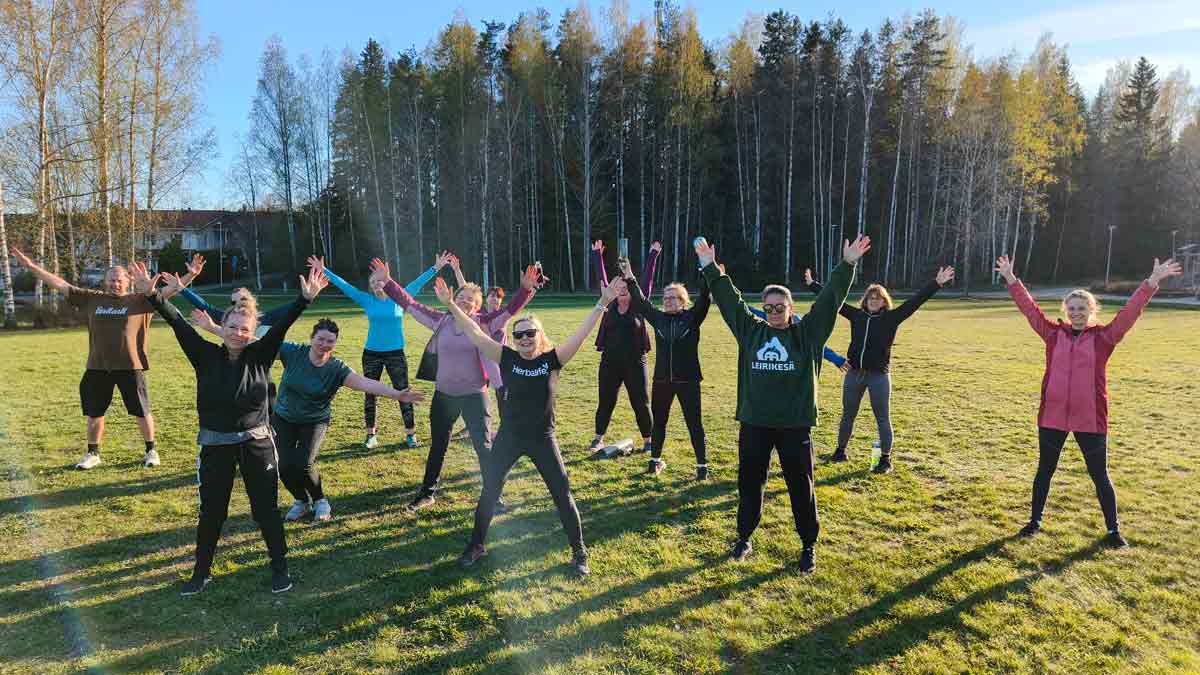 Read more about the article Helli Jumppaa kausi 2025 aloitettu loistavassa säässä